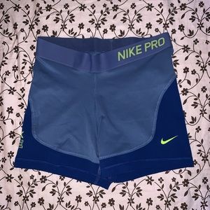 ⚡️Nike Pro 3” inseam shorts⚡️
